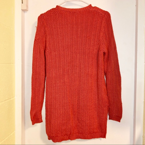 Coral crew neck wool sweater by Ann Taylor - Picture 2 of 6